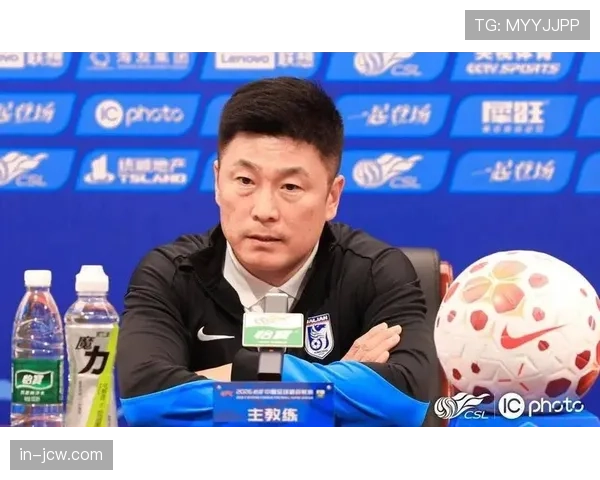 本土主帅刘建业李国旭率队抢滩 铜梁龙英博跻身3甲显功力